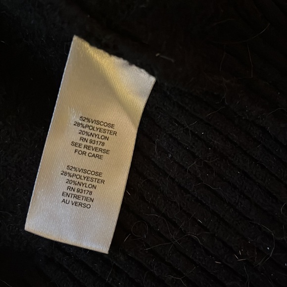 TAHARI BLACK SWEATER ZIP UP - Picture 2 of 5